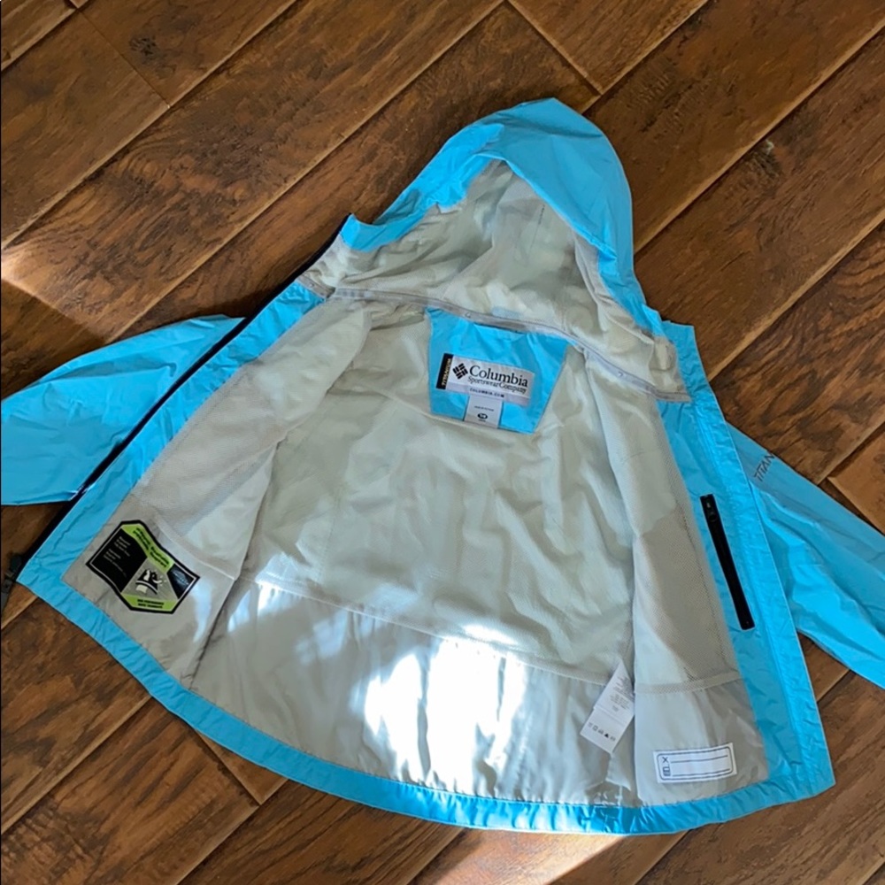 Columbia Rain Jacket